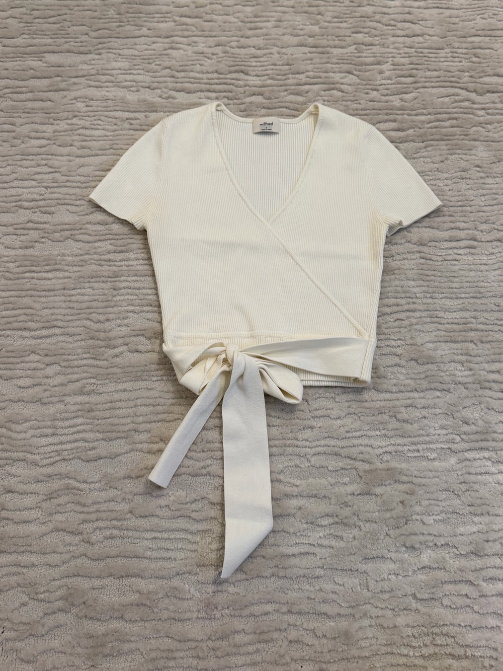 Aritzia wilfred all tied up top